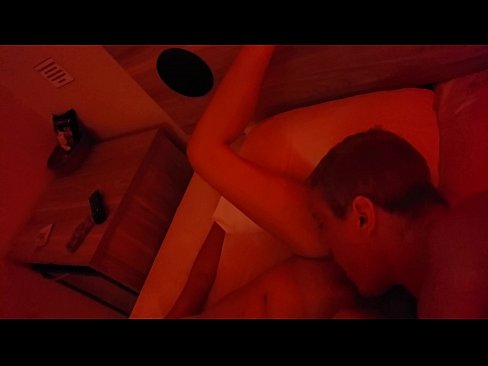❤️ Licking my wet pussy. Gnè càileachd aig porn gd.pornogroupp.ru