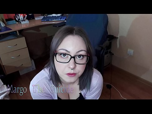 ❤️ Nighean gnèitheach le speuclairean a’ suirghe Dildo gu domhainn air a’ chamara Gnè càileachd aig porn gd.pornogroupp.ru